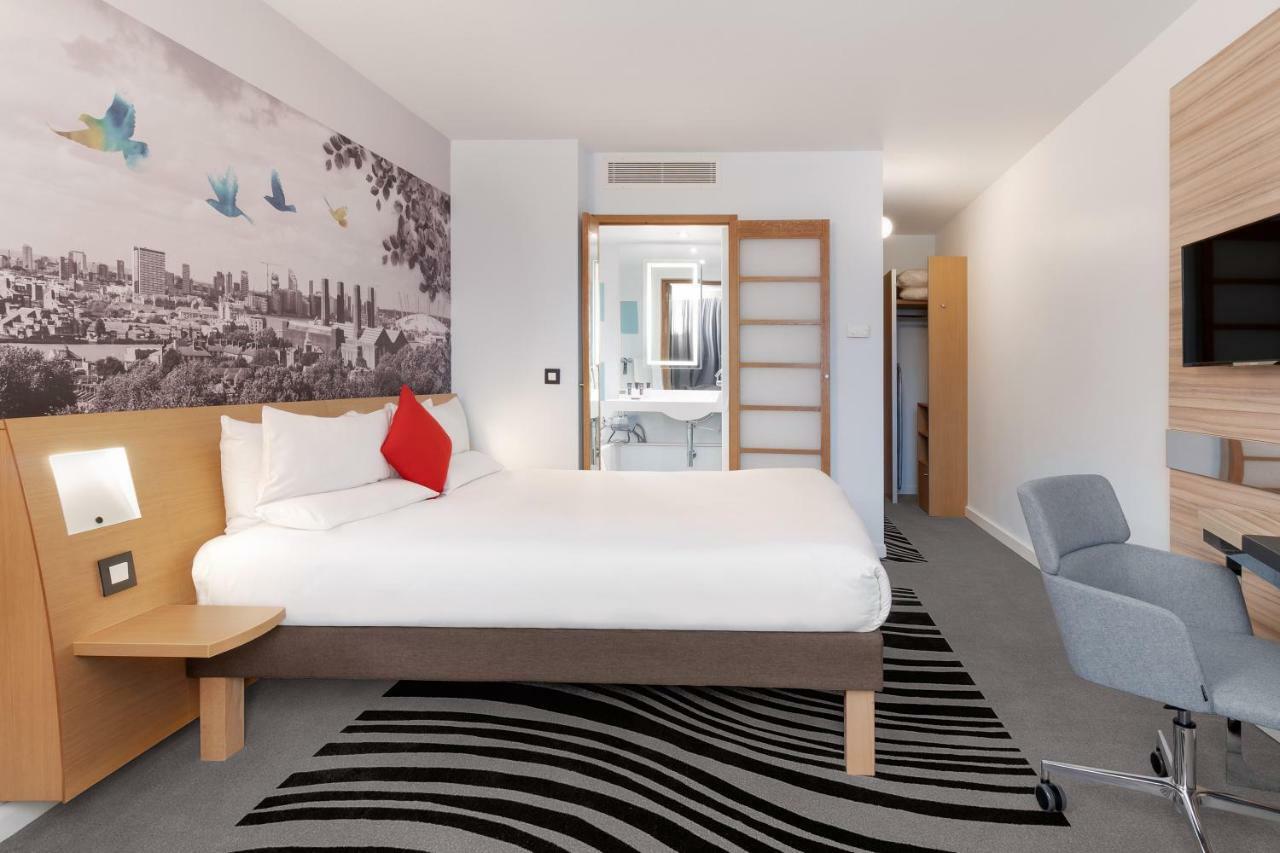 Novotel London Excel Екстериор снимка